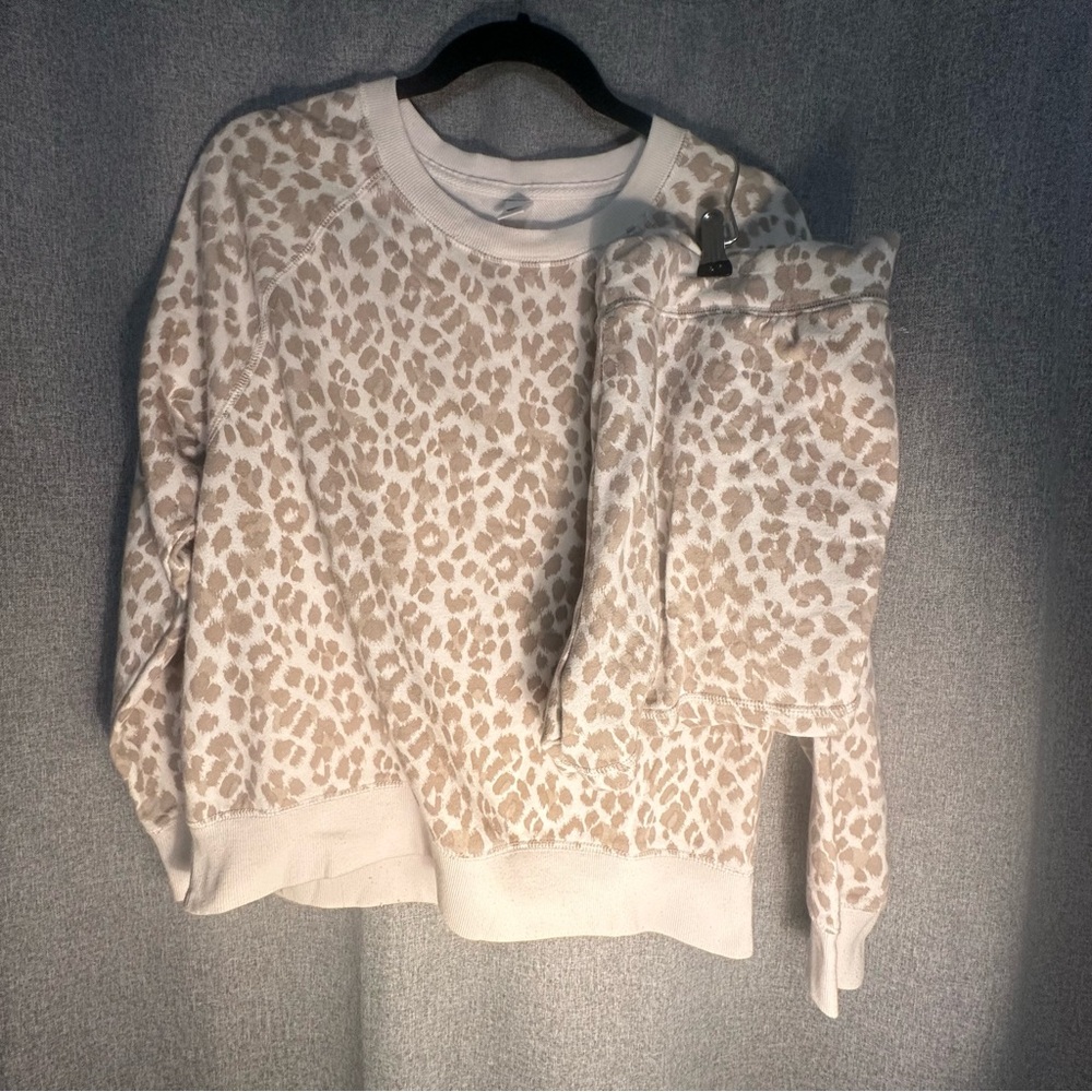 Leopard Print Sweatshirt and Shorts Set